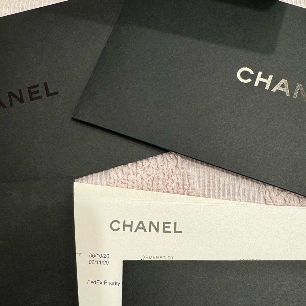 Authentic Chanel boxes - Picture 4 of 4